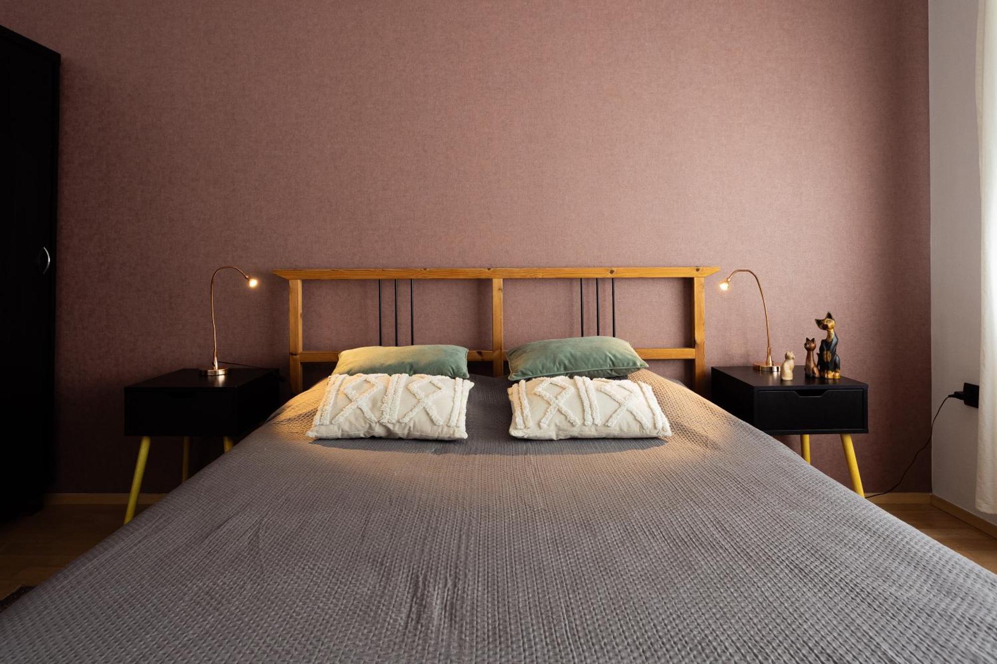 Large Two Bedroom Family App - Free Parking Liubliana Exterior foto