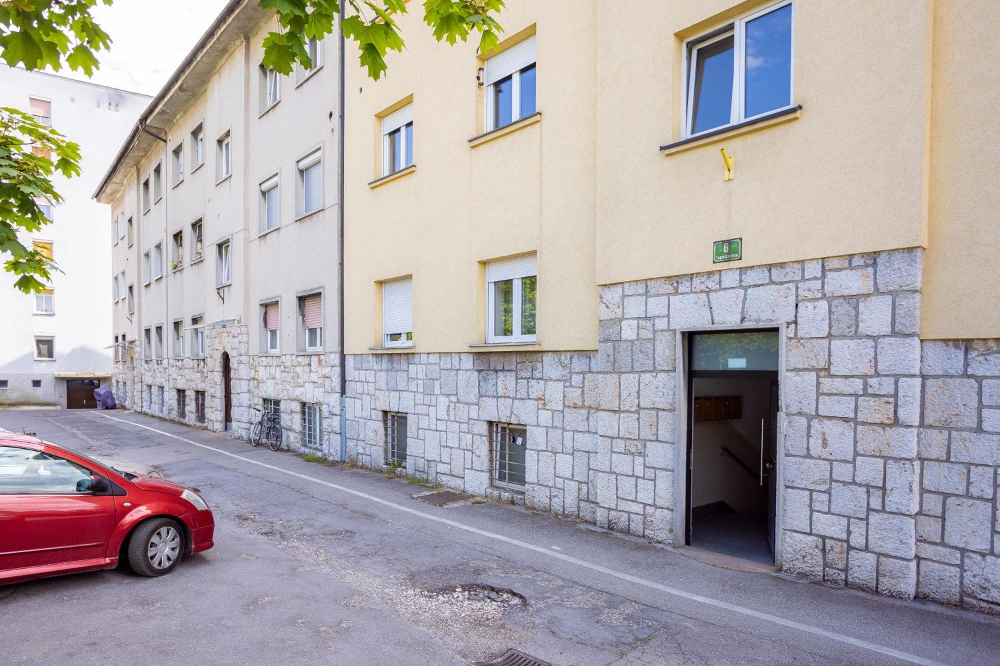 Large Two Bedroom Family App - Free Parking Liubliana Exterior foto