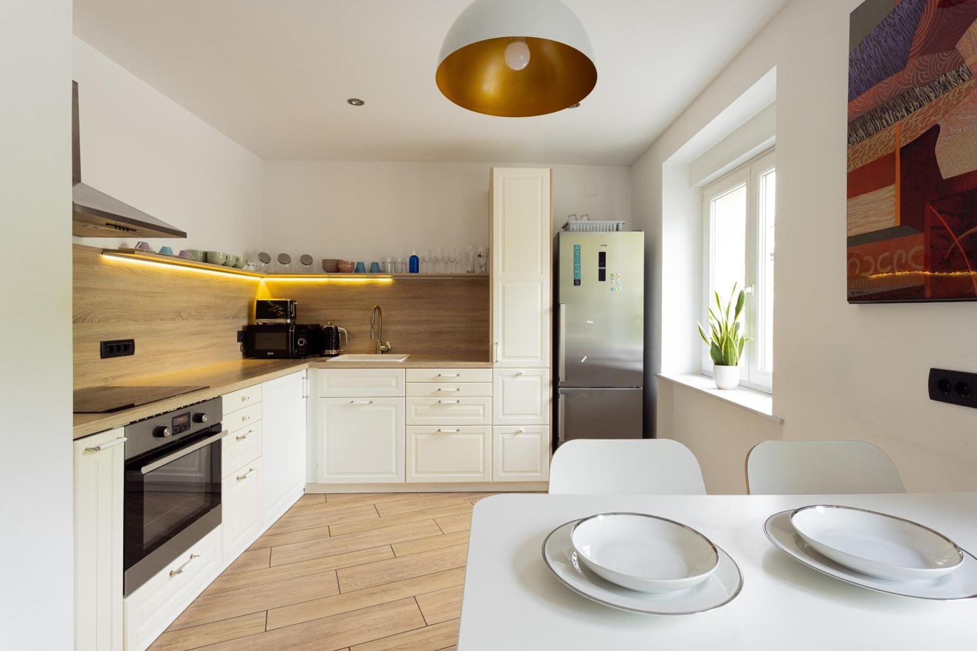 Large Two Bedroom Family App - Free Parking Liubliana Exterior foto
